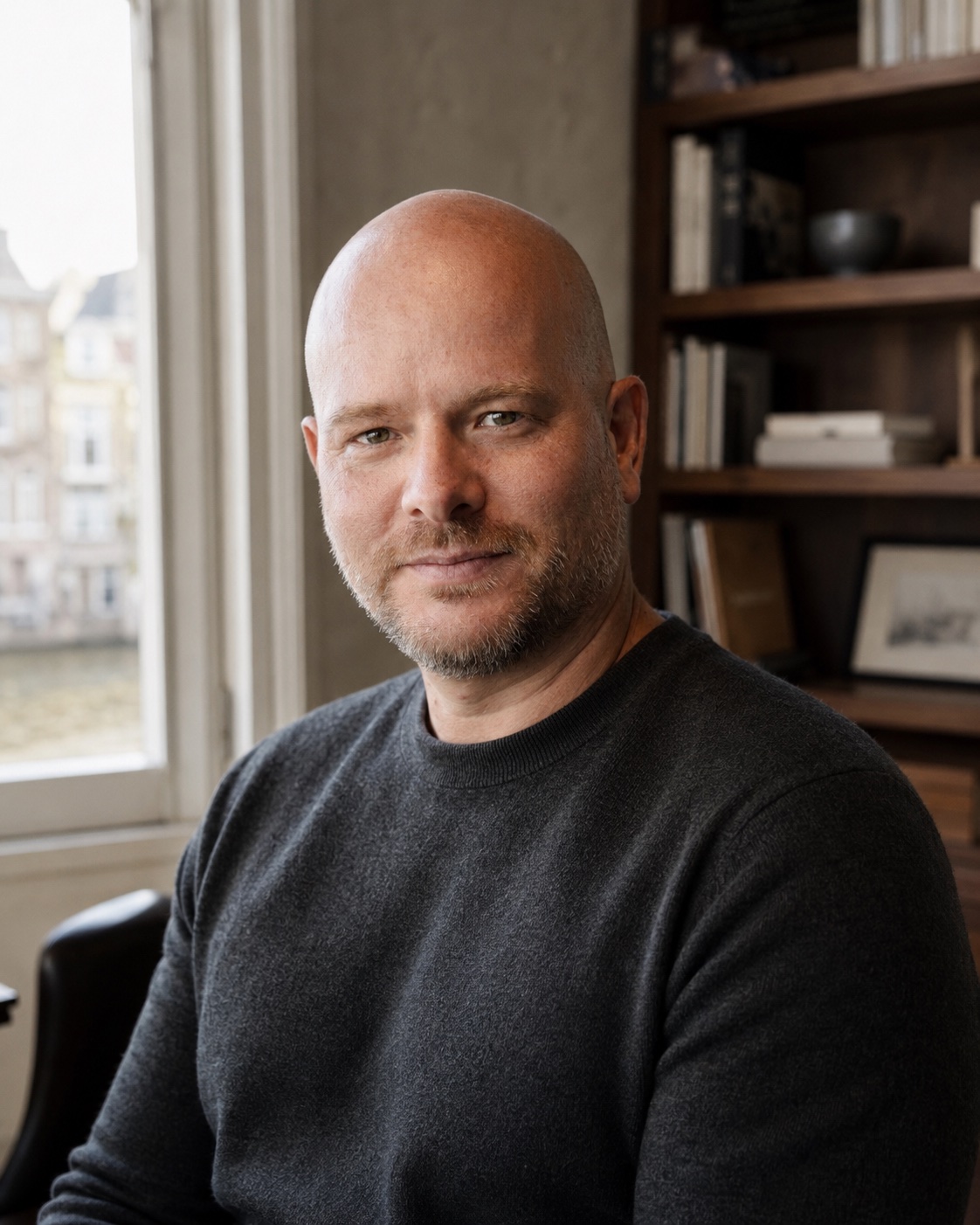 Danny Schuurman, oprichter van Apex Partnerships en Advisory, gefotografeerd in Amsterdam